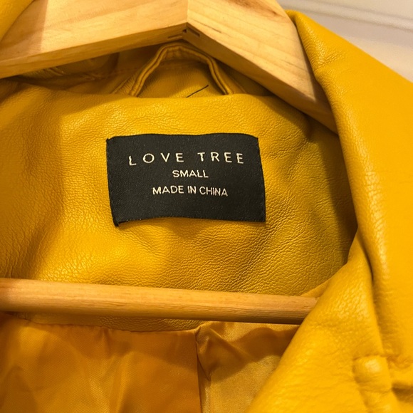 Yellow faux leather jacket - Picture 3 of 3